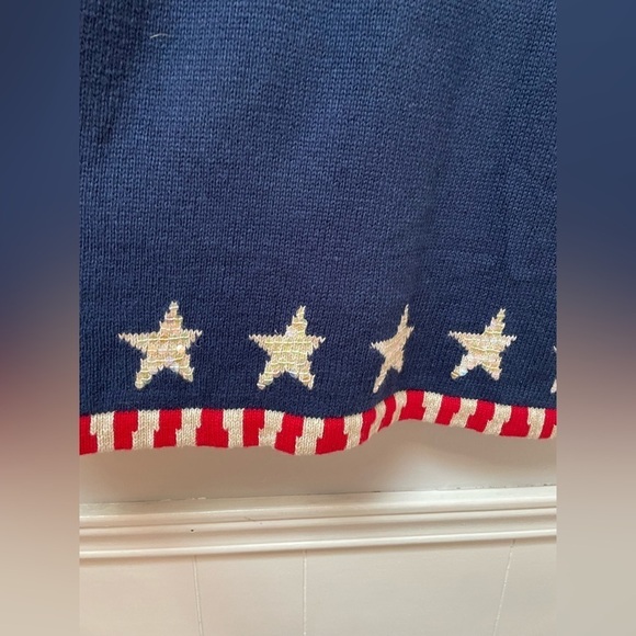 Vintage The Quaker Factory size L Red white and blue patriotic sweater - Picture 8 of 8